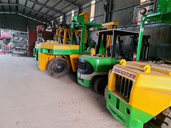 xe-nang-hang-6.jpg