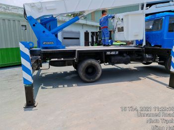 xe-nang-nguoi-6.jpg